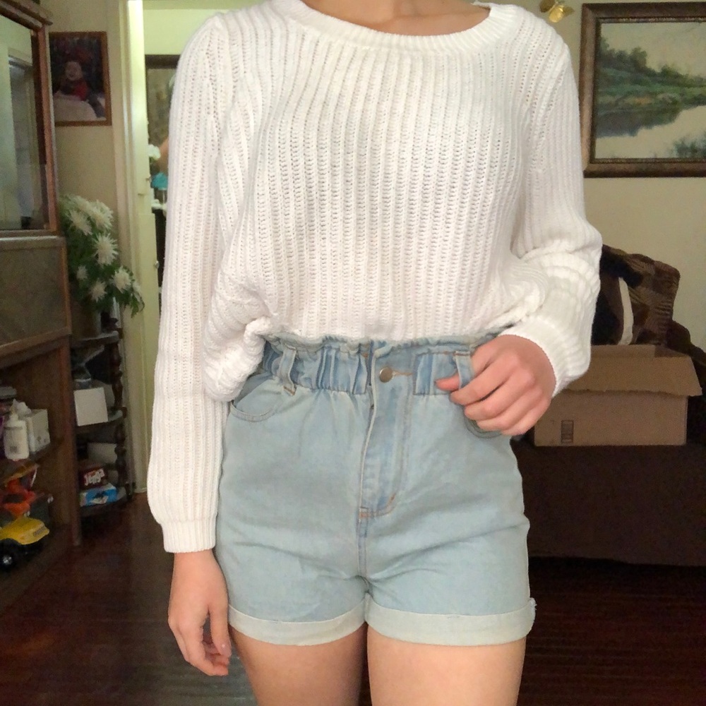 Light Denim High Waisted Shorts BRAND NEW 🦋 - Picture 3 of 5